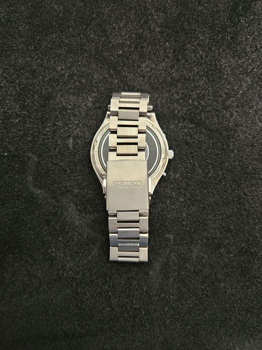 Годинник Seiko Radio Wave Control Solar Titanium 39мм