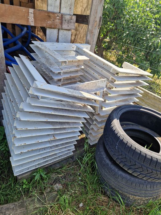 19 uchwytow szalunkowych do wienca