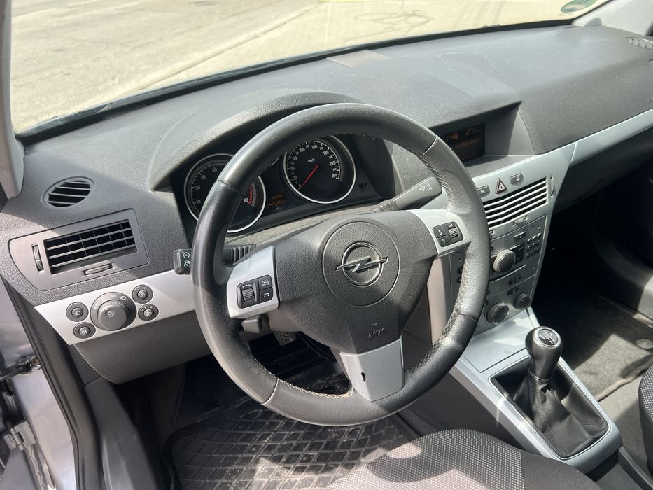 Opel Astra H 2009р, бензин 1.6mpi