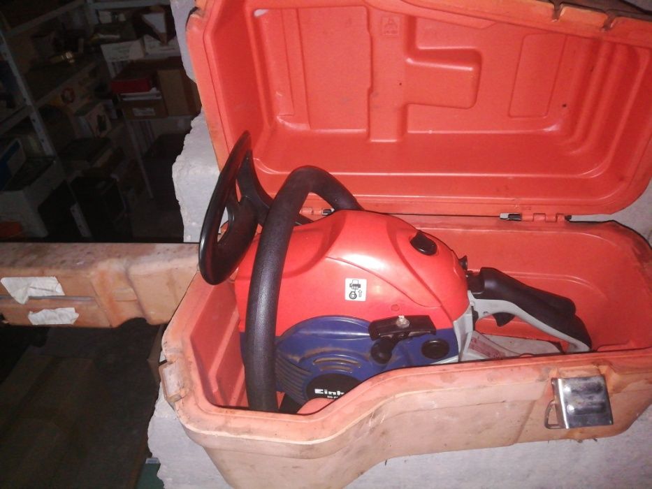 Motosserra Einhell c caixa de transporte