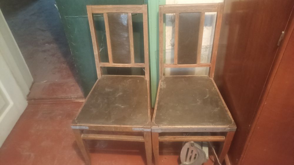 Стілець ціна за один!