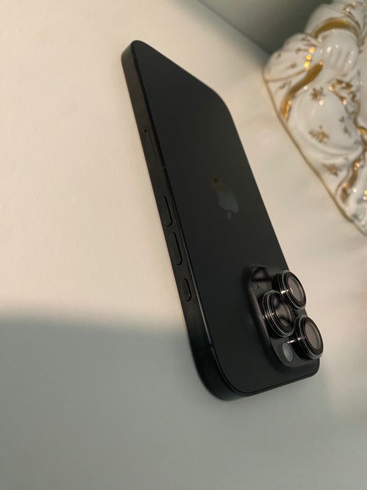 iPhone 16 Pro 128GB – Como novo