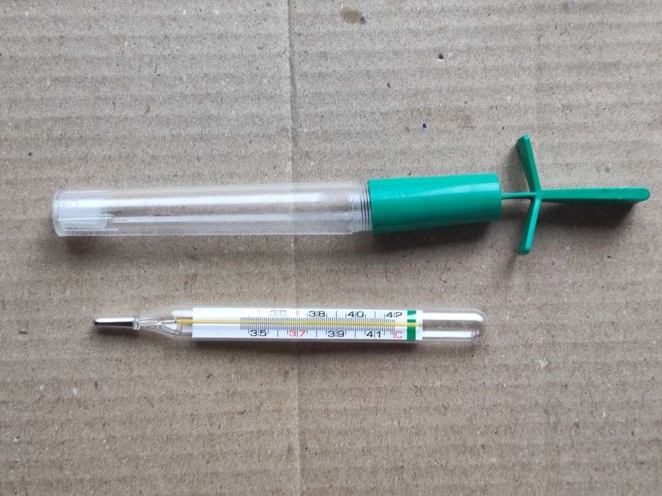 Термометр/градусник.