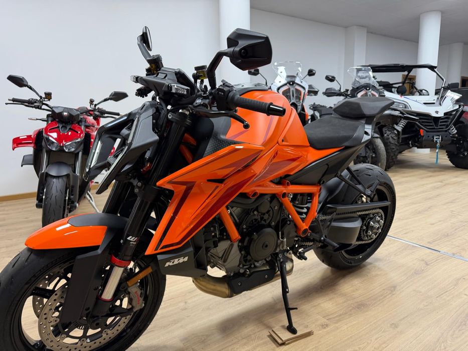 Ktm 1390 Super Duke R nova com tech pack