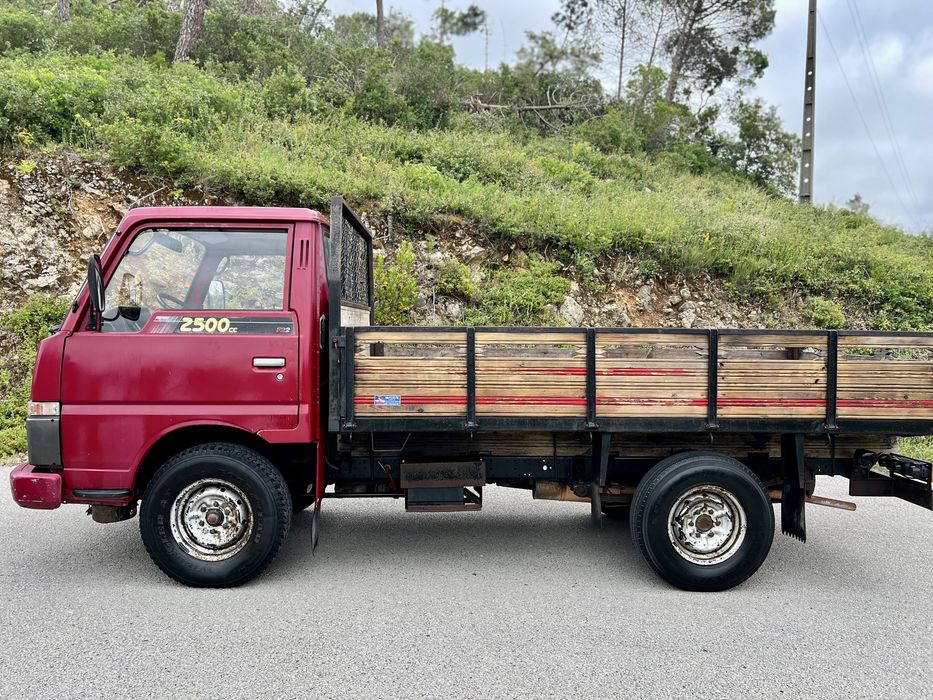 Carrinha Nissan CABSTAR 1993 - Muito Bom estado