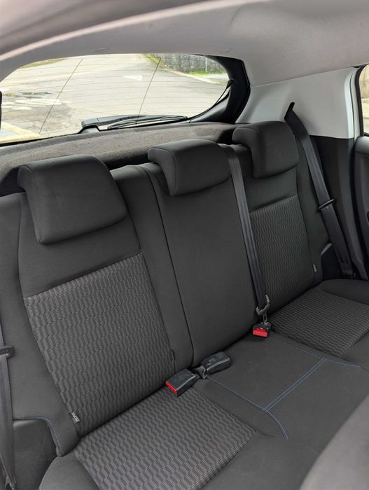 Peugeot 208 Style - 2017