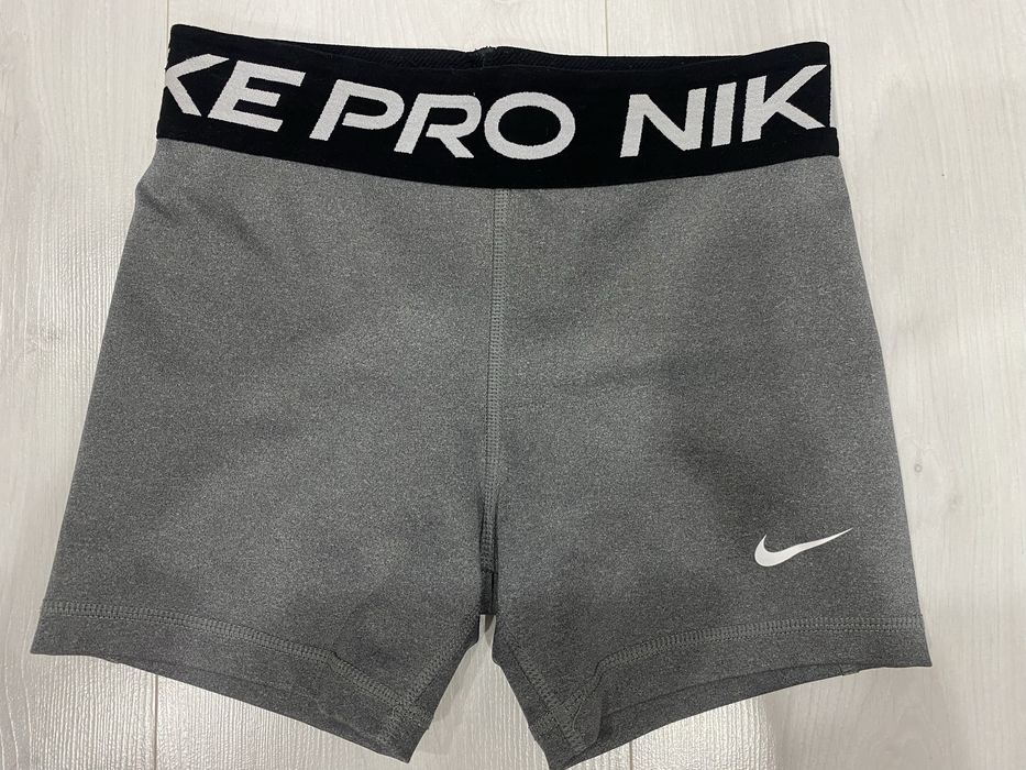 Спортивні шорти Nike pro