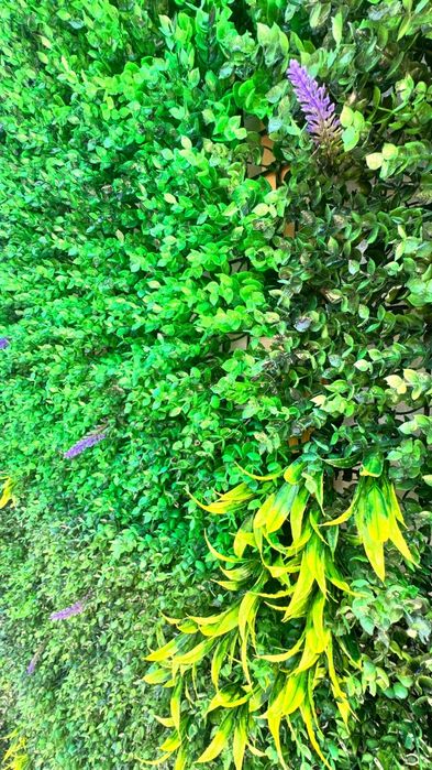 Jardim Vertical 3,0m x 2,5m, ótimo estado