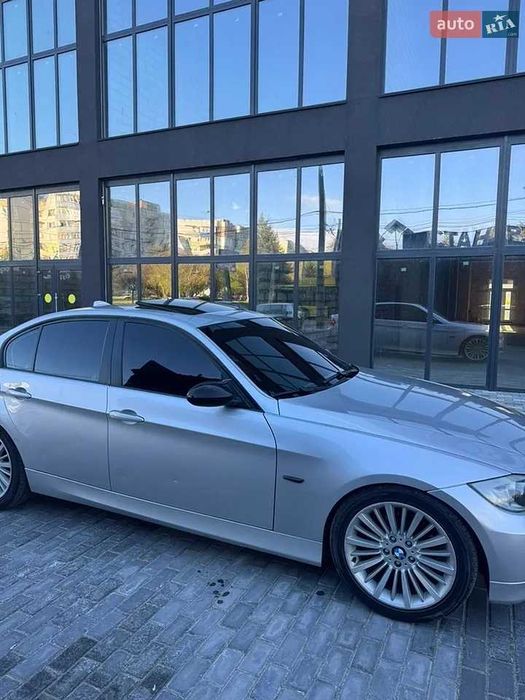 BMW E90 (бмв е90) 2.5 бензин