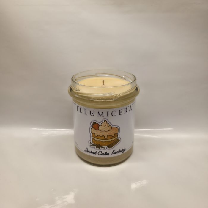 Świeczka Świeca Sojowa Zapachowa Secret Cake Factory 330ml/50h
