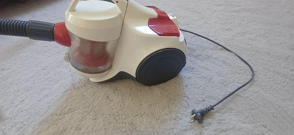 Aspirador Sem Saco Kunft – Bom Estado
