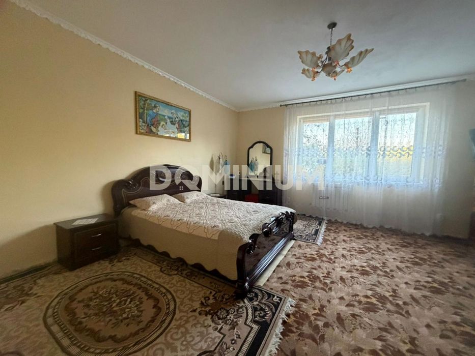 Продається будинок у центрі села Драгово