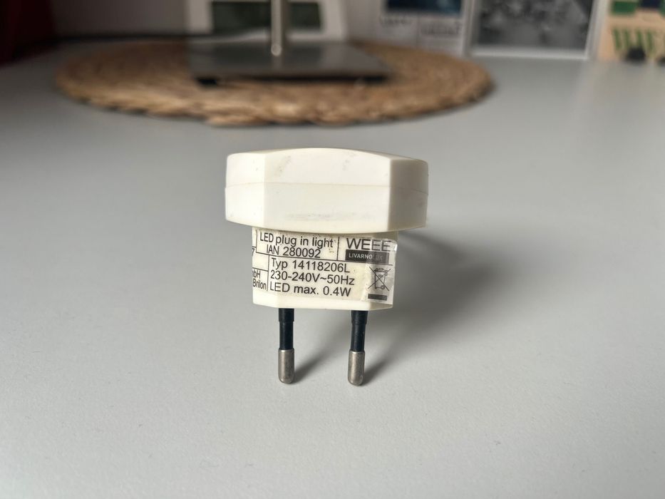 Lampka orientacyjna LED (niebieski)