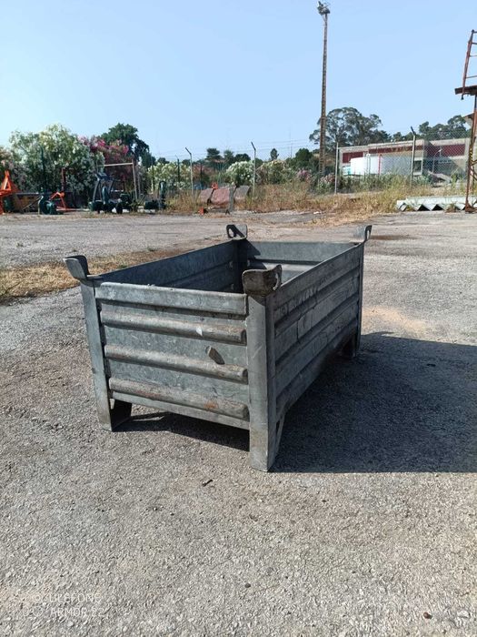 Caixote metálico galvanizado