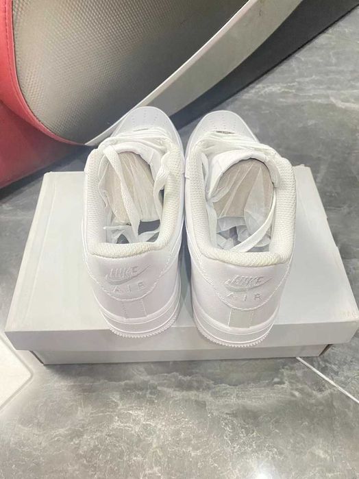 Promocja NIKE AIR FORCE 1 Biały AF1 R.39
