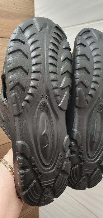 Klapki laczki basenowe 45 na codzień yaoli czarne 44,43 42