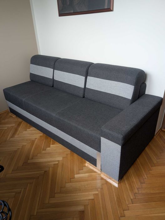 Kanapa rozkładana dwuosobowa z boczkami/szafkami