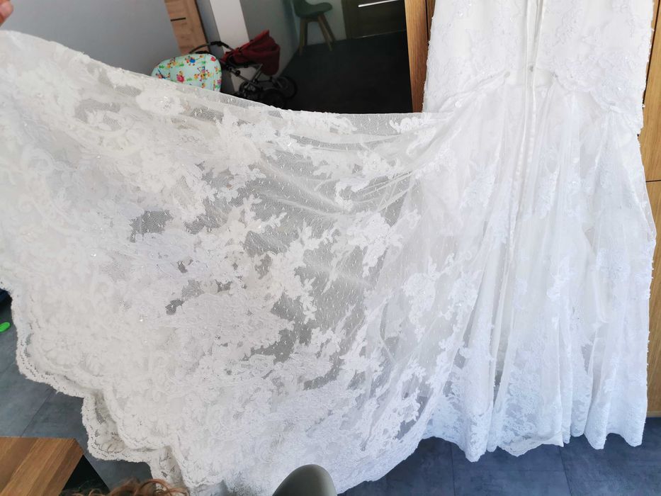 Suknia ślubna, koronka, syrenka. PRONOVIAS India White One 424