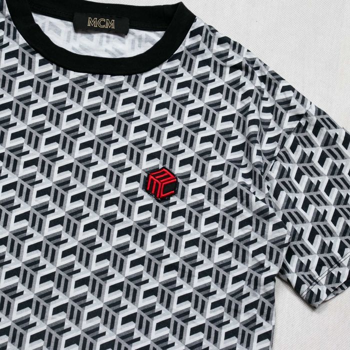 MCM monogram t-shirt M