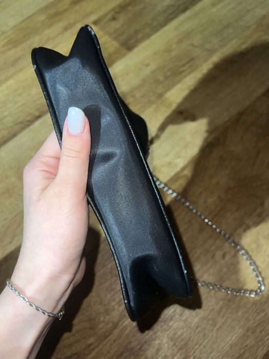 Продаю сумку Prada