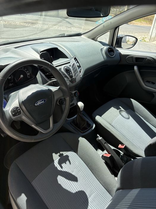Ford fiesta 2011