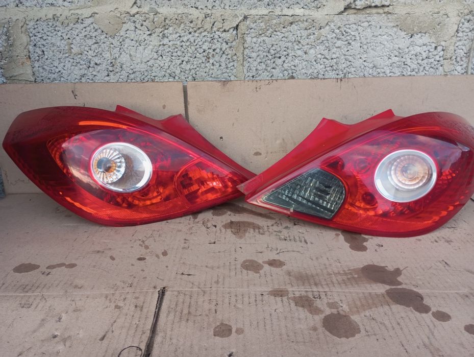 Стопи ліхтарі фонарі Opel Corsa D