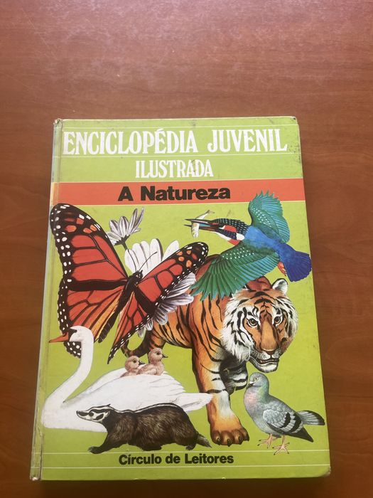 Enciclopédia Juvenil Ilustrada