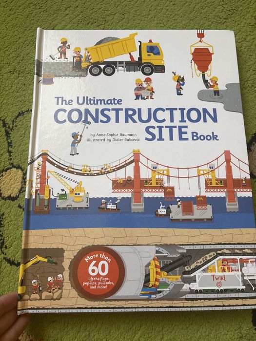 Дитяча книга про будівницво літаків, мостів, метро з рухомими елемента