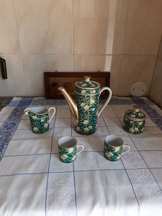Conjunto de peças porcelana