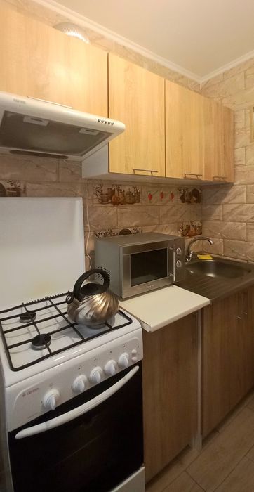 Посуточно! Хозяйка!  2к на Ак. Филатова/дом мебели,Черёмушки