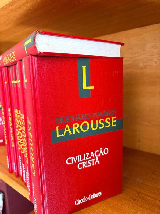 Enciclopédia larousse