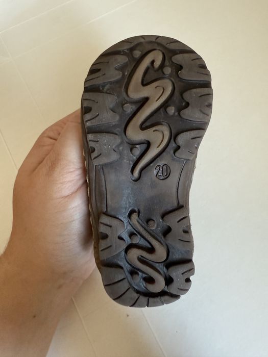 Осіннє взуття 20 розімр