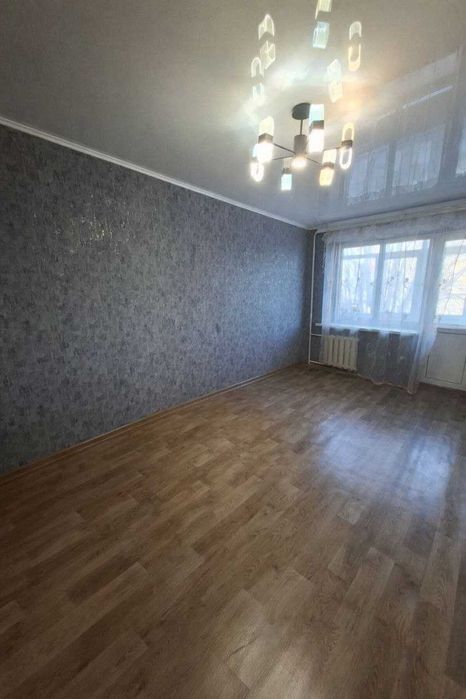 Продаж 2 к.квартира. Вишенька. Цегла. Не кутова.