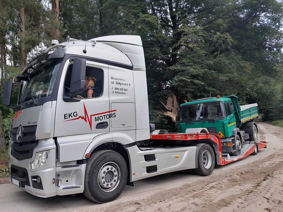 Holowanie ciągników siodłowych, podstawiamy zastępczy ciągnik