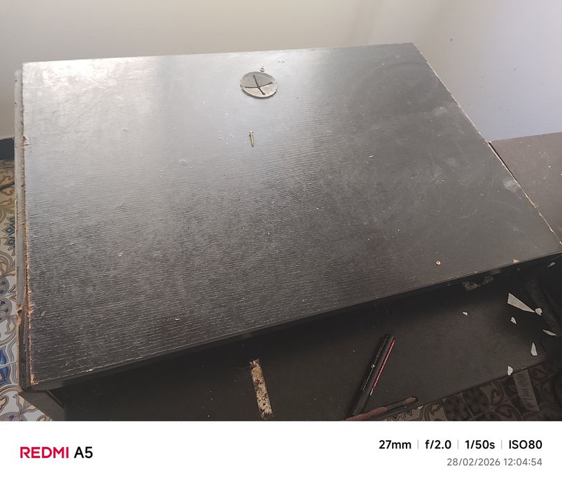 Secretaria em madeira