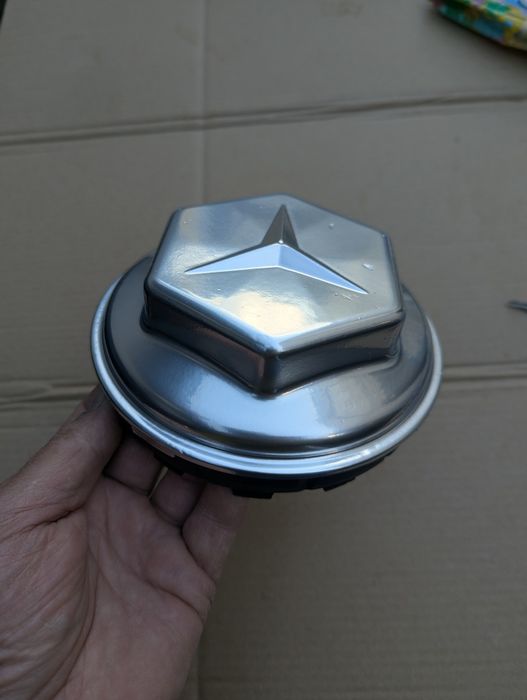 Кришка підшипника колеса MERCEDES-BENZ A 9463560420