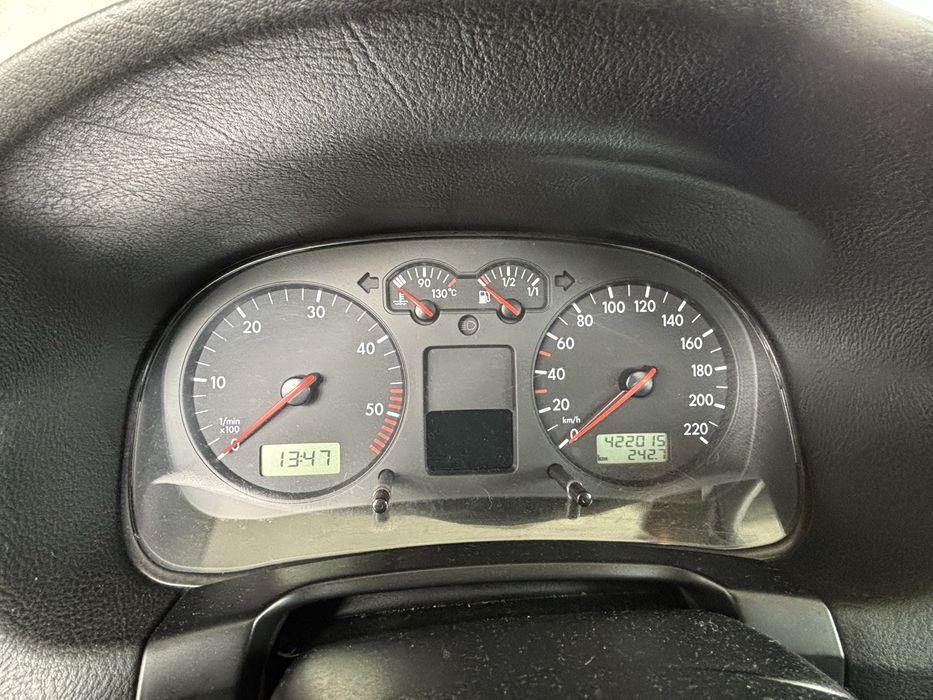 Volkswagen Golf iv 1.9tdi 110cv