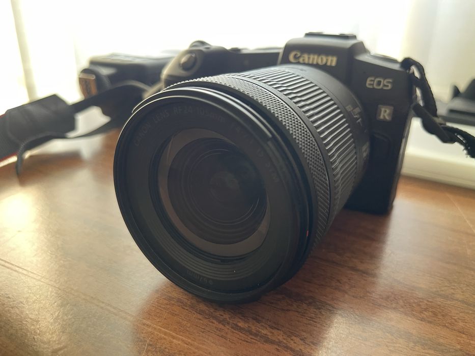 Mirrorless Canon RP + lente RF 24-105mm F4-7.1