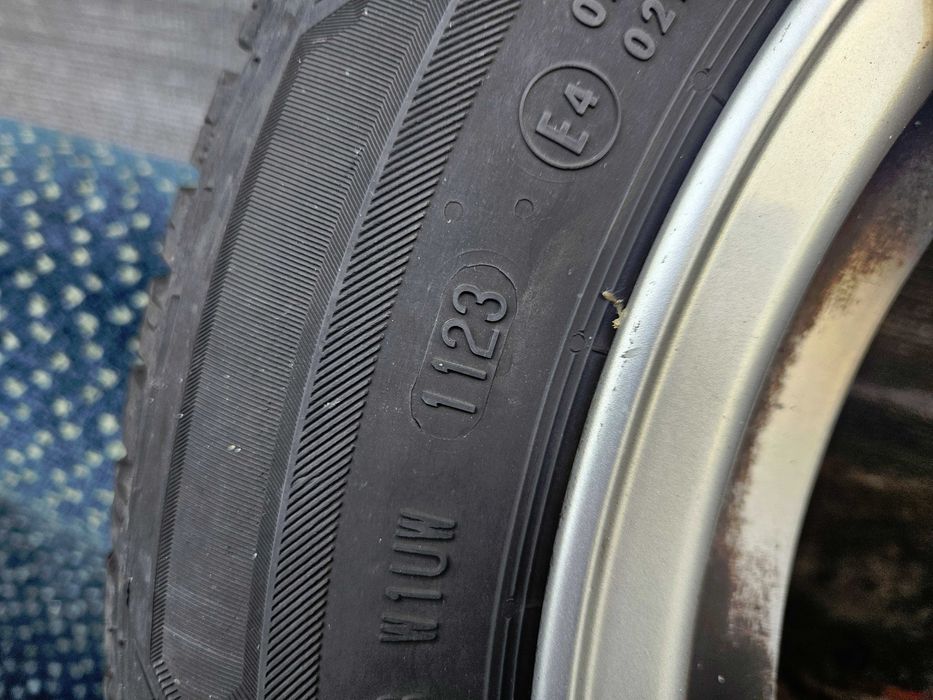 Koła Alufelgi 14 opony zimowe Dezent 185/60/14 6mm 5x100 niemieckie