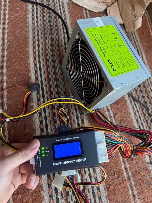 Блок живлення 400w Delux ATX400W P4