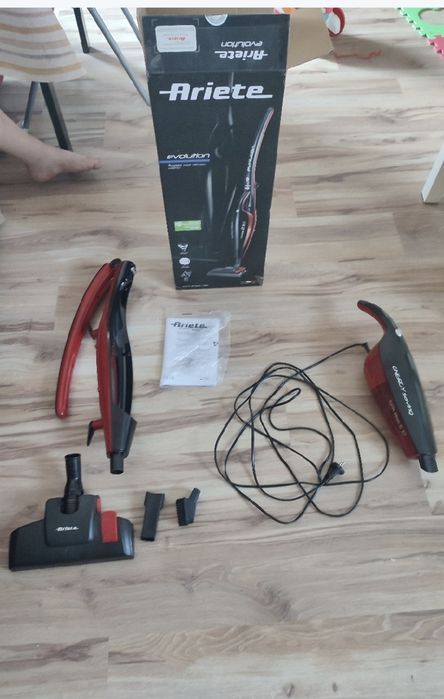 Odkurzacz pionowy ARIETE 2764 Evo