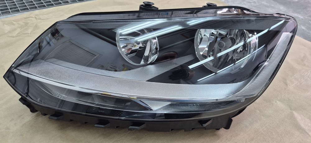 Farol volkswagen sharan lado esquerdo 2017