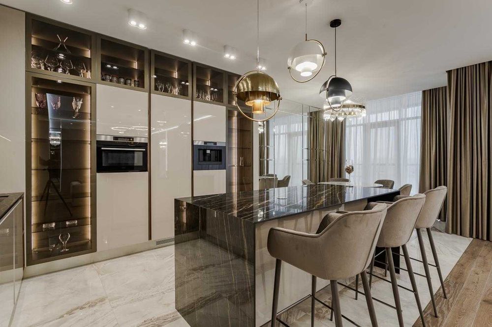 Продаж 3-к квартири в ЖК бізнес класу Riviera Riverside, Р. Окіпної 18