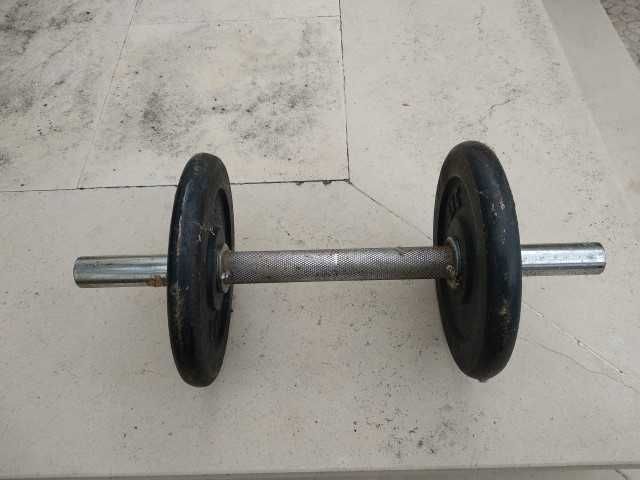 Conjunto de ginásio - Máquina, banco, bicicleta e halteres