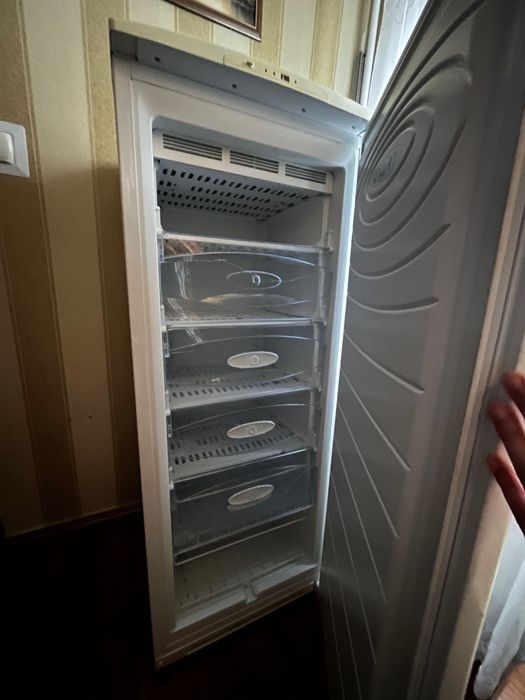 Морозильна камера ( Nord )