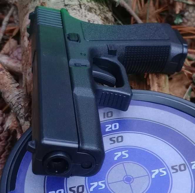 Пістолет Глок17 VIGOR V307 на кульках 6 мм пластик дитячий іграшковий