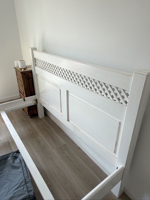 Cama madeira branca