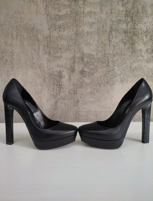 Szpilki Paris Saint Laurent