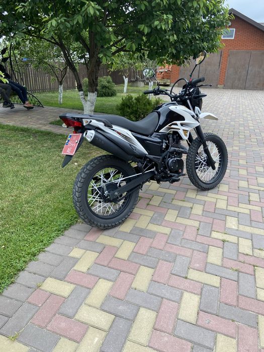 Продам лонкін 200