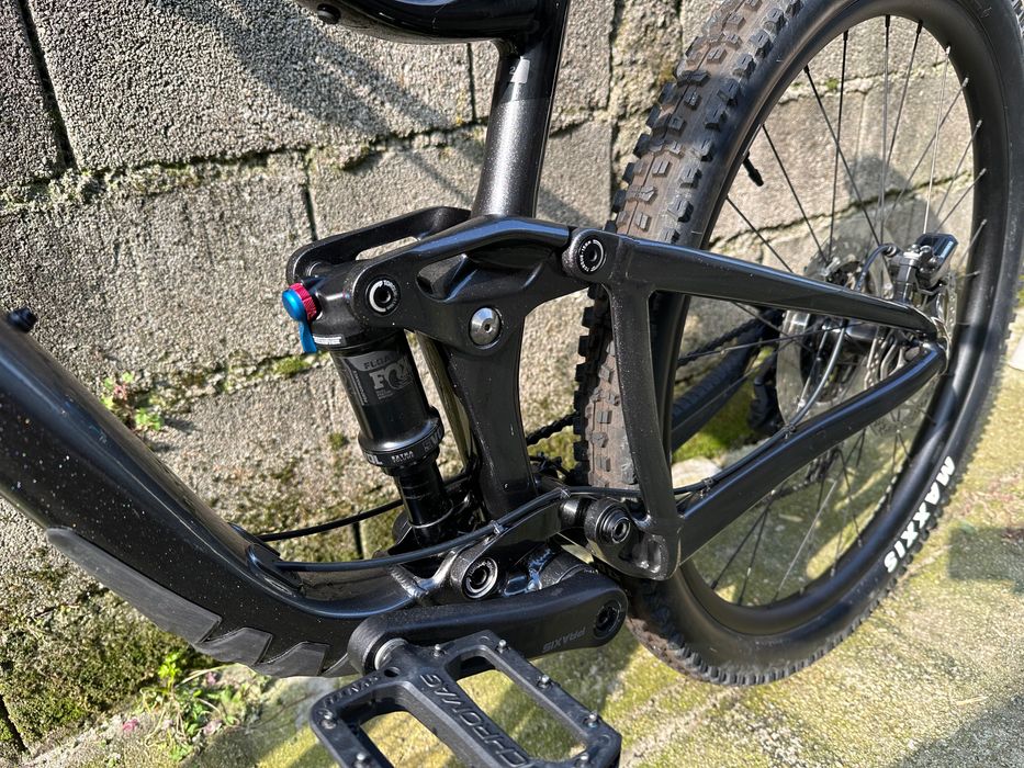 Giant Trance 2, 2022, tamanho M, roda 29’